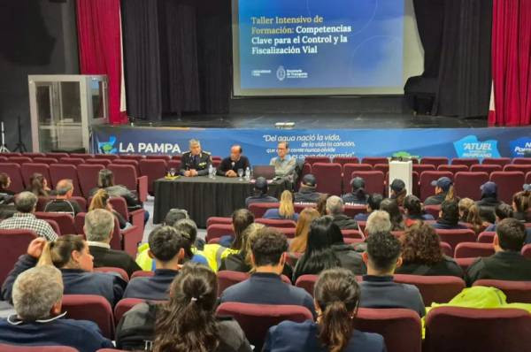 La Pampa: capacitaron a inspectores de tránsito y certificaron a instructores de motos en 27 municipios