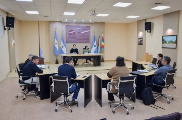 Toay sanciona alivio fiscal para la construcción de viviendas y crea un régimen de inclusión laboral