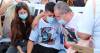 Padre y abuelo de Licio Dupuy en la primer marcha a solo dos días del asesinato. Foto: Juan Pablo Sanso