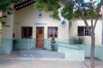 Ataque a la vivienda del jefe de Bomberos de Winifreda: identificaron a tres adolescentes