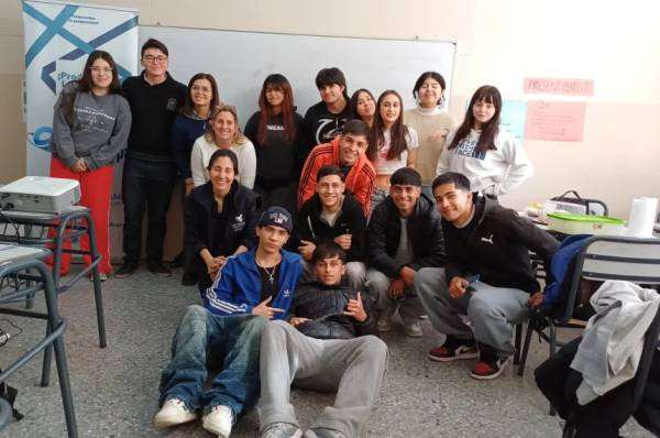 Unos 550 alumnos secundarios participaron de talleres sobre la matriz productiva pampeana