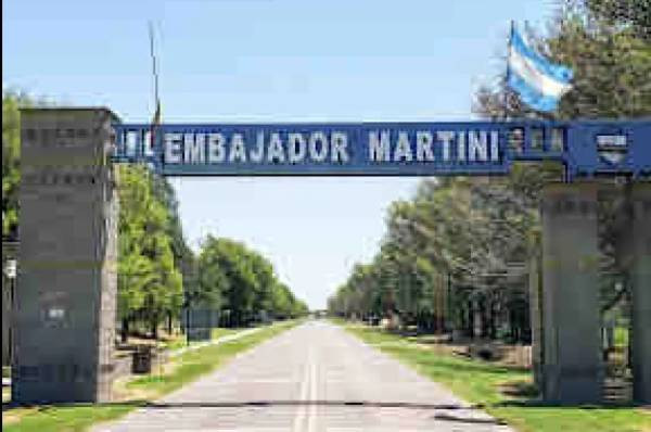 Embajador Martini: postergan la inscripción para un puesto directivo en colegio secundario