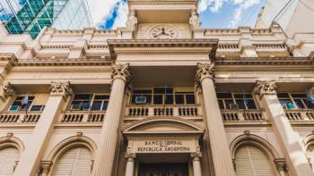 El Banco Central bajó 30 puntos la tasa de interés en menos de un mes: la estrategia que planea el Gobierno