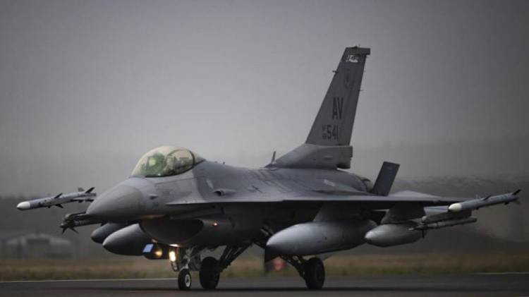 Milei confirmó que el Gobierno comprará aviones de combate F-16 estadounidenses a Dinamarca