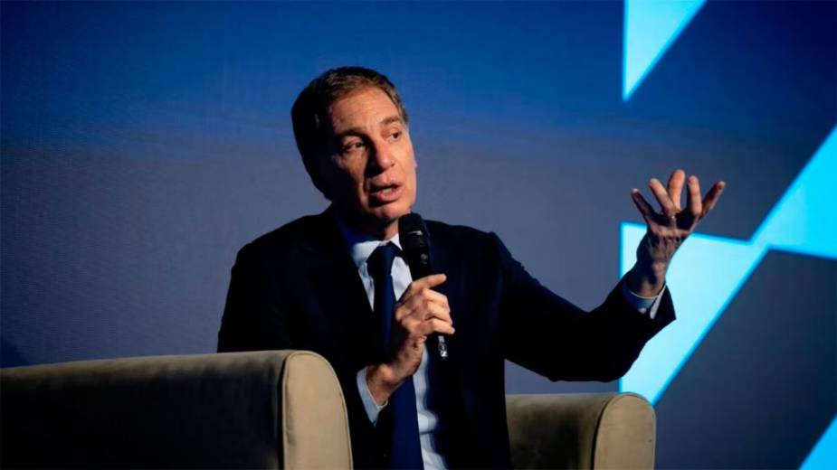 Santilli llamó a los gobernadores a respaldar las reformas y lanzó críticas contra Kicillof