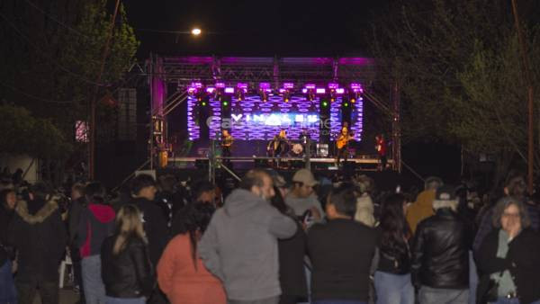 Aniversario en Eduardo Castex: desfile, mapping y shows en vivo por los 118 años