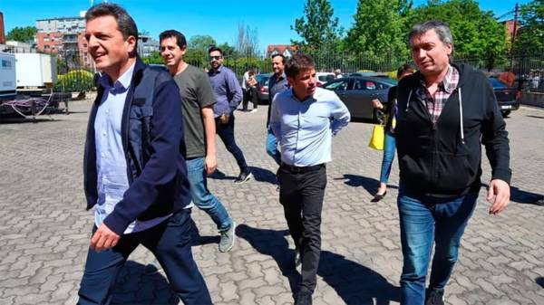 Cumbre peronista para definir estrategia opositora ante la gestión de Milei, las PASO y el Presupuesto 2027