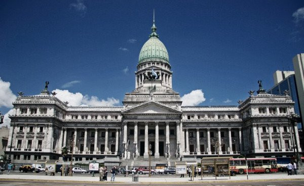 El Senado sesiona este jueves para tratar Ganancias, alquileres, acuerdos de jueces y universidades