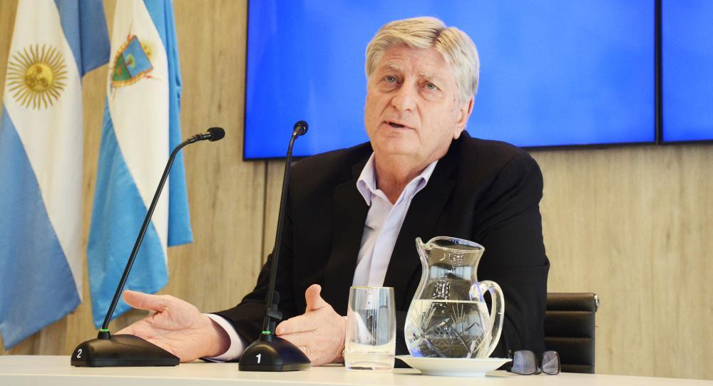 Para Ziliotto, Milei y Bullrich son "antiestado, antiderechos, promercado" y Massa "plantea un esquema de estado presente"