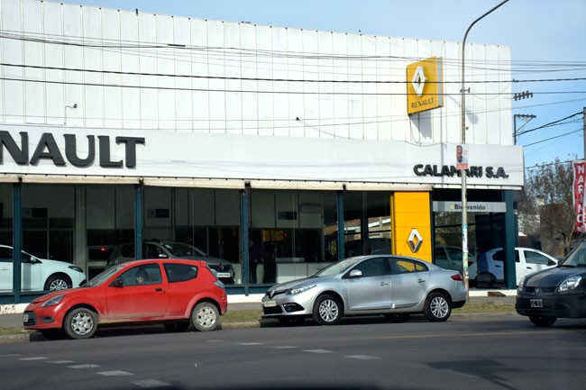Confirman condena a Calamari por no entregar un auto de un plan de ahorro