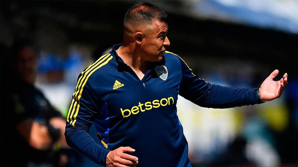 VIDEO | Almirón responsabilizó al árbitro por la derrota de Boca: "En todos lados salió que es hincha de River"