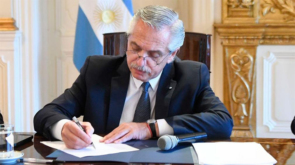 Alberto Fernández firmó el pliego de la jueza Ana María Figueroa