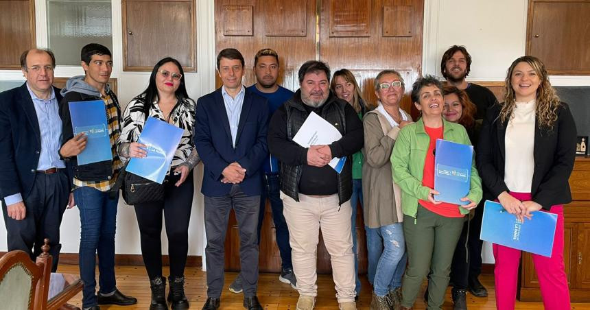 Entregaron aportes a cooperativas de la provincia