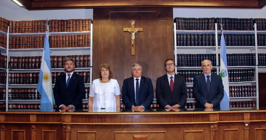 El STJ invalidó un fallo del TIP que condenó a una mujer por abuso sexual