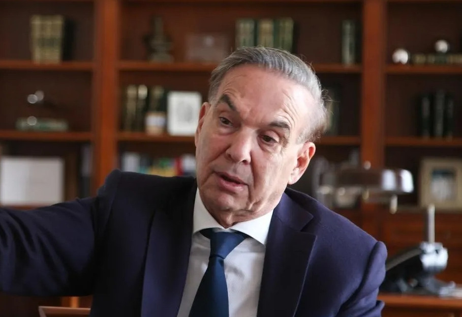 Pichetto: “Votar a Milei es tener vocación de suicidio”
