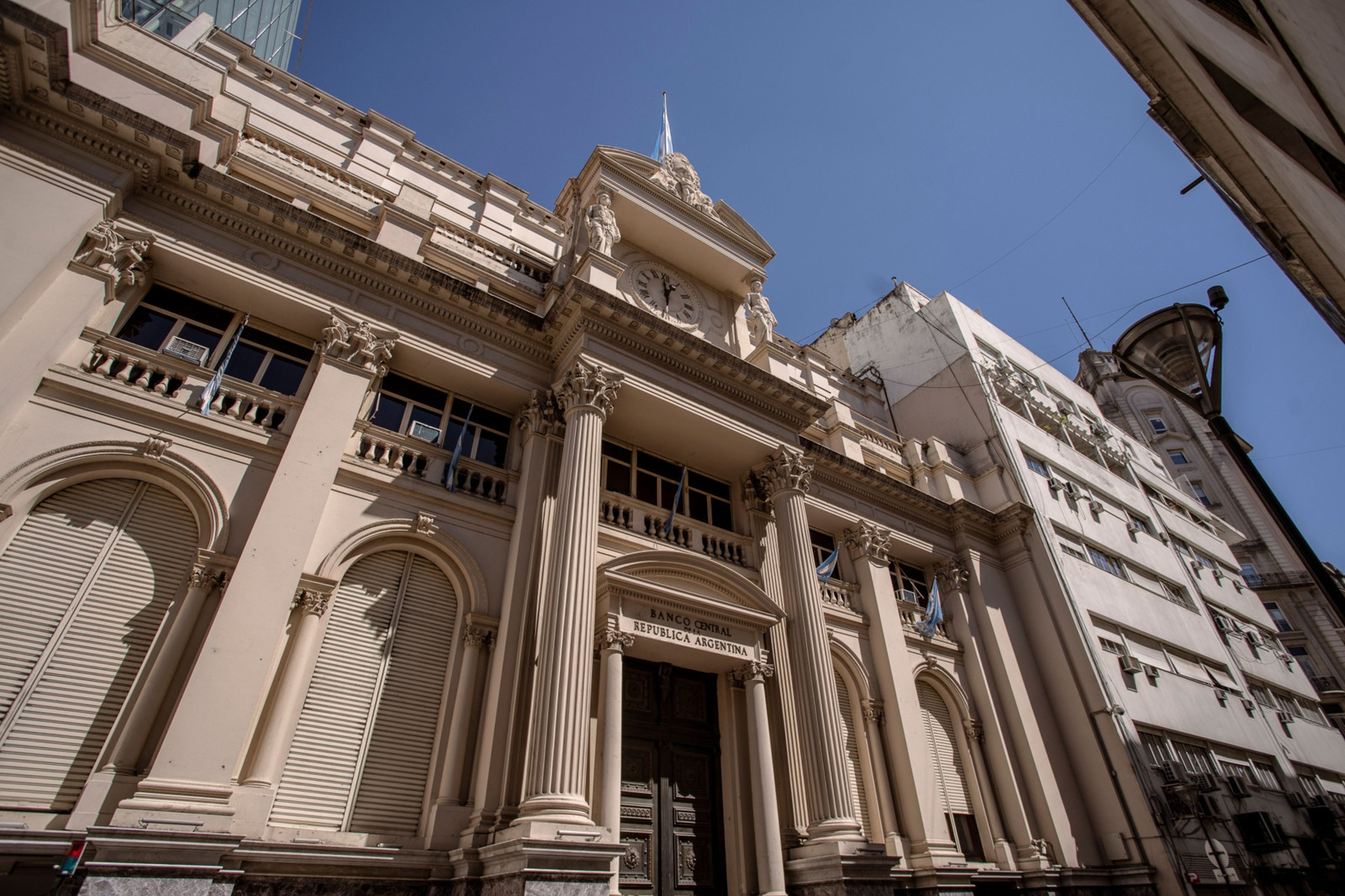 En lo que va del año, el BCRA perdió USD 17.256 millones de reservas: cuál es el panorama hasta fin de año